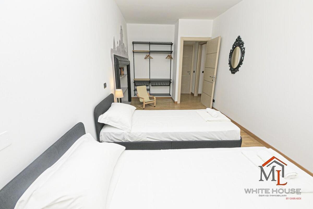 Apartment Mimosa House By Ml White House Genua